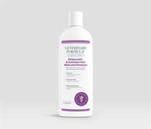 Synergy Labs Veterinary Formula Clinical Care Antiparasitic Medicated Shampoo