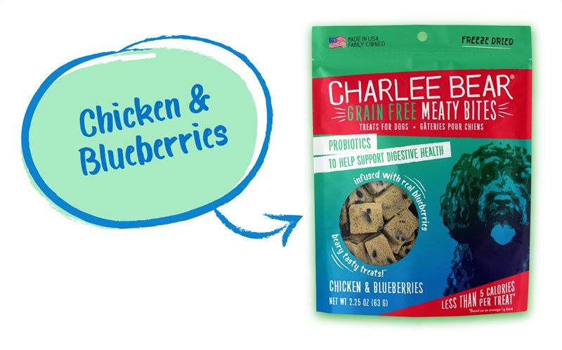 Charlee Bear Meaty Bites Chicken Blueberries Grain Free Freeze Dried Dog Treats